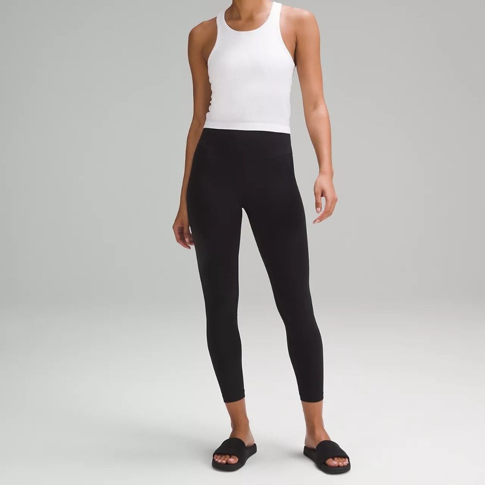 Lululemon High-Rise Pant BLACK 21" size 4, Buttery Soft